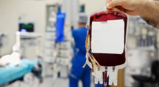 La transfusión de plasma ha sido usada anteriormente para combatir la pandemia de gripe española en 1918.