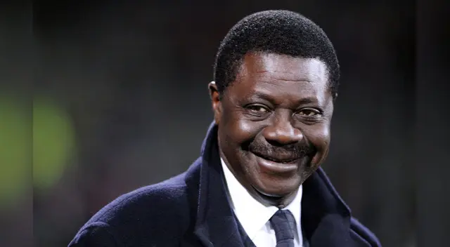 Tras dar positivo por coronavirus y necesitado de asistencia respiratoria, Pape Diouf había sido hospitalizado en Dakar, Senegal.