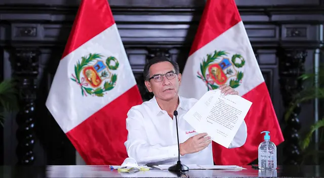 Jefe de estado en Palacio de Gobierno. Jefe de estado en Palacio de Gobierno.