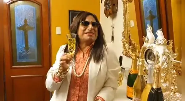 Carlos Álvarez hace nueva parodia de Maki Miró Quesada.