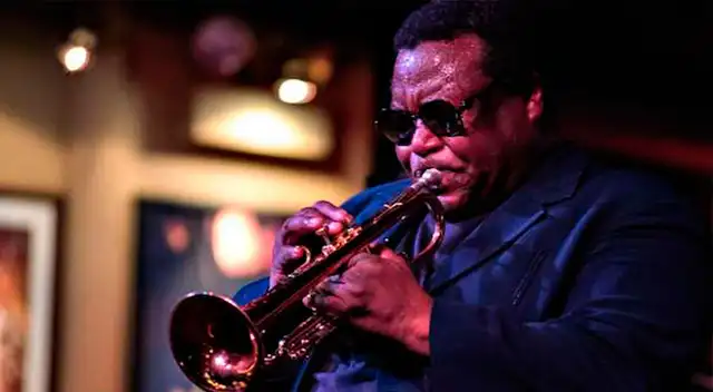 Muere Wallace Roney icónico trompetista de Jazz por COVID-19.