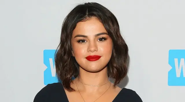 Selena Gomez stalkea a Justin Bieber.