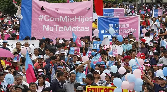 Miembro de Con Mis Hijos No te Metas sigue pidiendo diezmos.