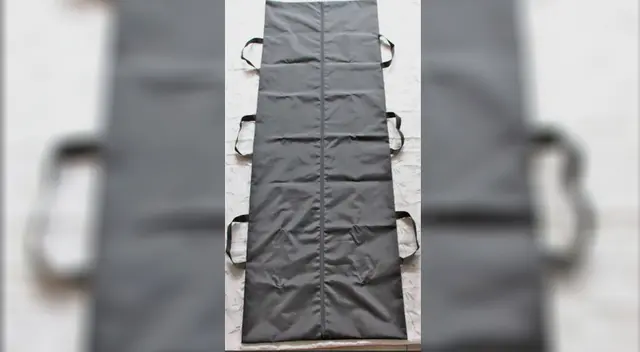 Estas son las llamadas bolsas para cadáveres. Estas son las llamadas bolsas para cadáveres.