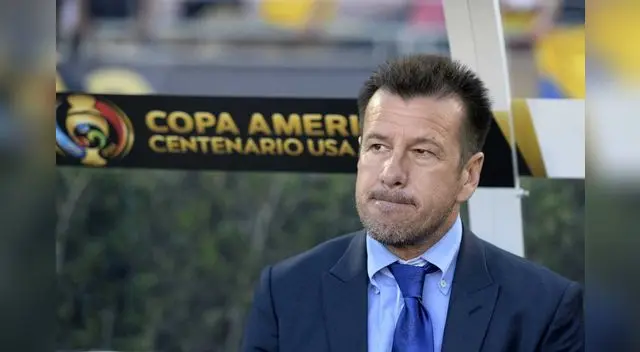 Dunga realiza labor social. Dunga realiza labor social.