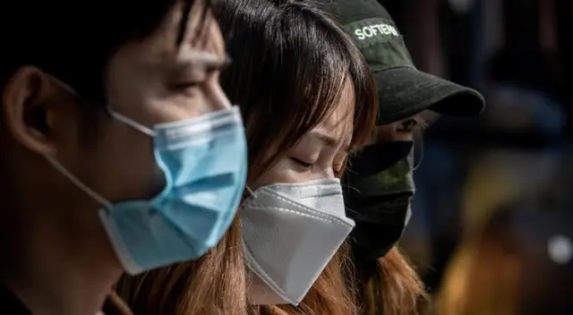 China ha sobrepasado los 82 000 infectados y las 3300 muertes por el nuevo coronavirus. China ha sobrepasado los 82 000 infectados y las 3300 muertes por el nuevo coronavirus.