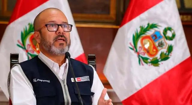 Ministro de Salud, Víctor Zamora.