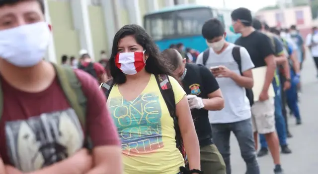 Martín Vizcarra anuncia que se producirán mascarillas y serán repartidas de forma gratuita.