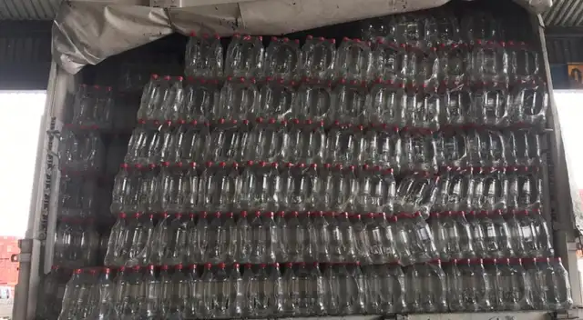 Backus donó botellas de agua.