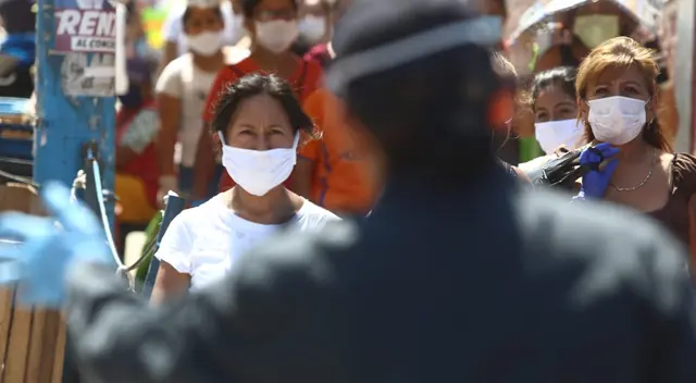 Martín Vizcarra pide que solo salgan a comprar.
