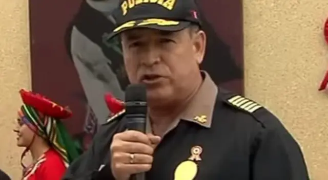Fuero Militar investiga a general PNP Héctor Javier Petit Amésquita por compra irregular de mascarillas Fuero Militar investiga a general PNP Héctor Javier Petit Amésquita por compra irregular de mascarillas