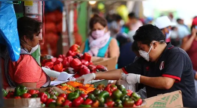 ¿Por qué las mujeres han salido más que los hombres a las calles en cuarentena en Perú?