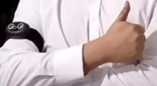 Brazalete anticontagio de COVID-19. Brazalete anticontagio de COVID-19.