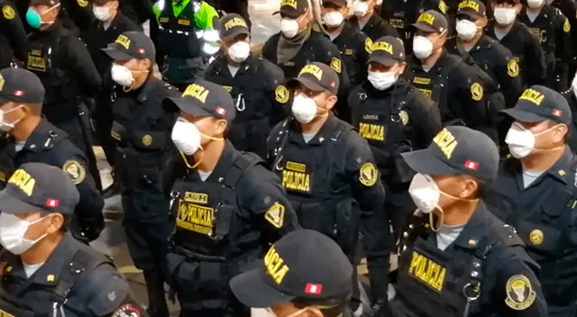 Policías piden fumigación para comisaría.