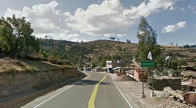 Volcadura de camión en Ayacucho.