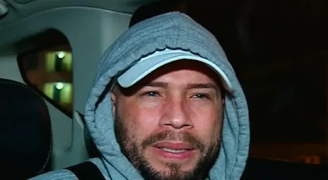 Cantante pasa por triste momento. Cantante pasa por triste momento.