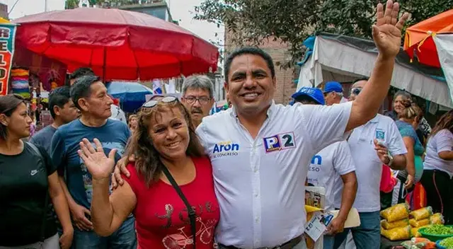 Habrían más infectados dentro del Congreso, advierte parlamentario Espinoza. Habrían más infectados dentro del Congreso, advierte parlamentario Espinoza.