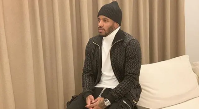 El futbolista envió alentadoras palabras a sus fans en su Instagram. El futbolista envió alentadoras palabras a sus fans en su Instagram.