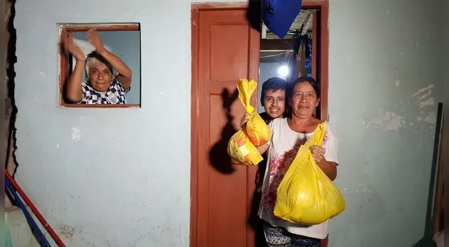 Se repartieron 2 mil canastas a personas vulnerables Se repartieron 2 mil canastas a personas vulnerables