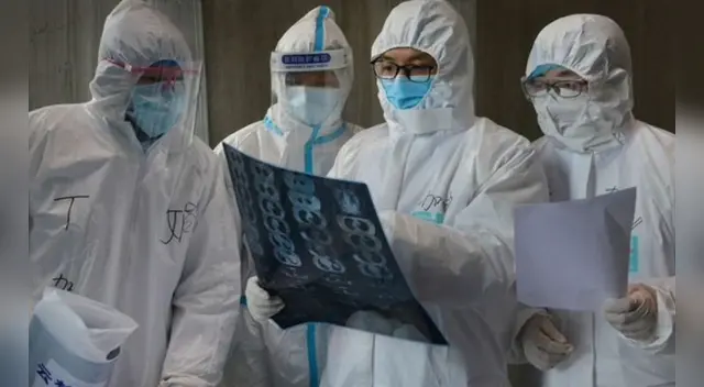 Los científicos del instituto se habrían infectado con sangre que contenía el coronavirus y lo habrían pasado a la comunidad local de Wuhan. Los científicos del instituto se habrían infectado con sangre que contenía el coronavirus y lo habrían pasado a la comunidad local de Wuhan.