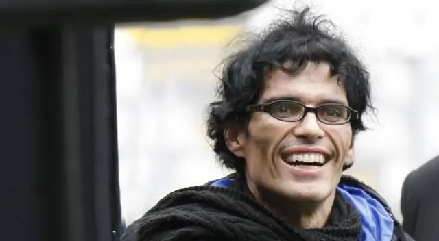 Pedro Suárez-Vértiz no pudo evitar mostrarse conmovido con las muestras de afecto que ha recibido durante el aislamiento.