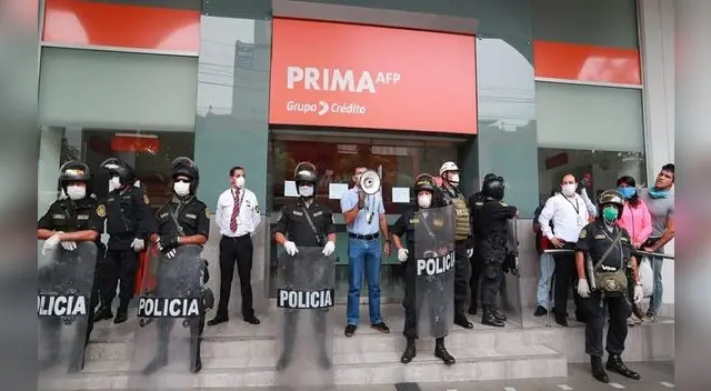 El Gobierno aprobó que se hiciera el retiro de AFP para subsistir en la cuarentena.