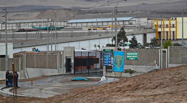 Esta mañana, tres pabellones del penal Ancón I se rebelaron a las autoridades por miedo a ser contagiados por el nuevo coronavirus.