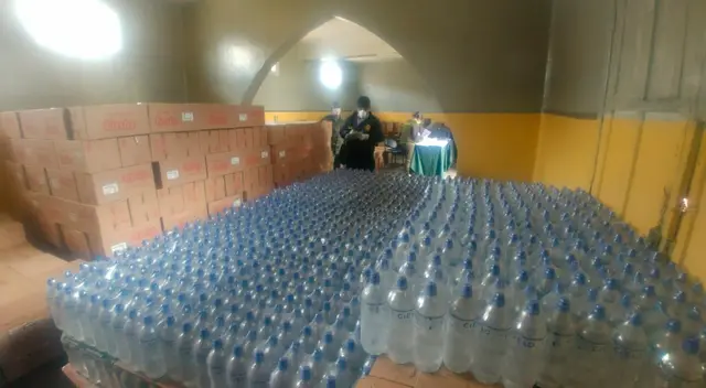 Las compras fueron sobrevaloradas. Las compras fueron sobrevaloradas.