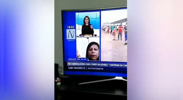 La entrevistada logró atender a su pequeña sin tener que cortar el enlace en vivo. La entrevistada logró atender a su pequeña sin tener que cortar el enlace en vivo.