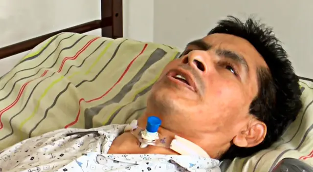 Pese a vivir con una discapacidad evidente, el Banco de la Nación no le permite a su madre a cobrar los 380 soles del bono que brinda el Gobierno peruano. Pese a vivir con una discapacidad evidente, el Banco de la Nación no le permite a su madre a cobrar los 380 soles del bono que brinda el Gobierno peruano.