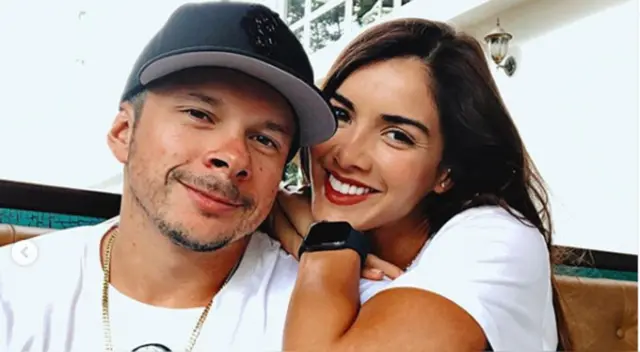 El matrimonio reveló imágenes del embarazo en sus redes sociales. El matrimonio reveló imágenes del embarazo en sus redes sociales.