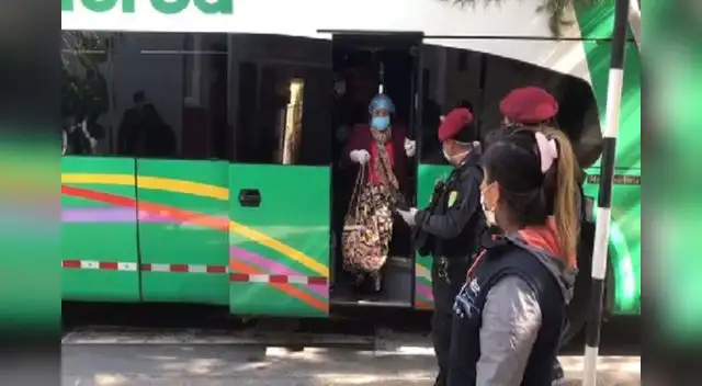 Los arequipeños varados fueron trasladados a los hoteles de la ciudad para cumplir con el aislamiento social obligatorio. Los arequipeños varados fueron trasladados a los hoteles de la ciudad para cumplir con el aislamiento social obligatorio.