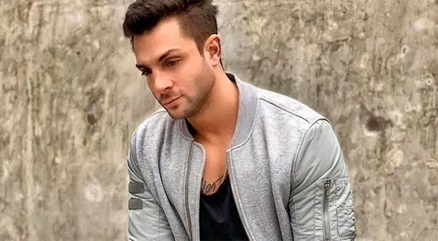 Nicola Porcella extraña demasiado comer un ceviche. Nicola Porcella extraña demasiado comer un ceviche.