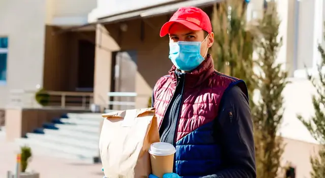 Trabajador de delivery por aplicativo. Trabajador de delivery por aplicativo.