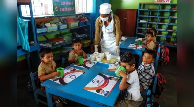 Presidente de la República busca las toneladad de alimentos llegue a 3 más de 3 millones de estudiantes. Presidente de la República busca las toneladad de alimentos llegue a 3 más de 3 millones de estudiantes.