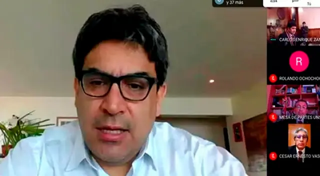 Martín Benavides, ministro de Educación. Martín Benavides, ministro de Educación.