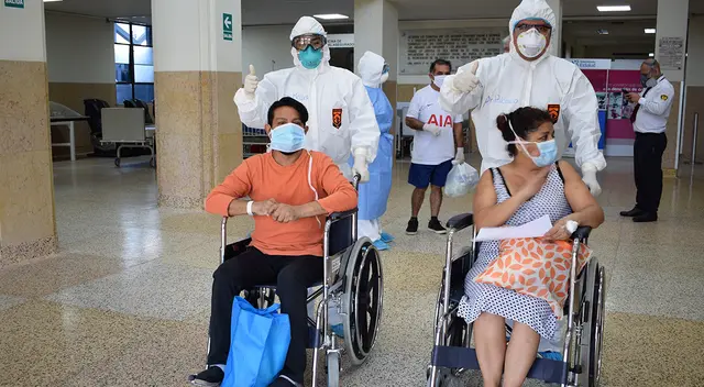 Dos pacientes con COVID-19 fueron dados de alta. Dos pacientes con COVID-19 fueron dados de alta.