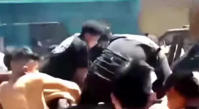 Saquean vehículo con víveres en Piura.