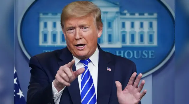 El jefe de Estado avaló sus comentarios por el estudio del Departamento de Seguridad Interior que indica que el desinfectante puede eliminar el coronavirus. El jefe de Estado avaló sus comentarios por el estudio del Departamento de Seguridad Interior que indica que el desinfectante puede eliminar el coronavirus.