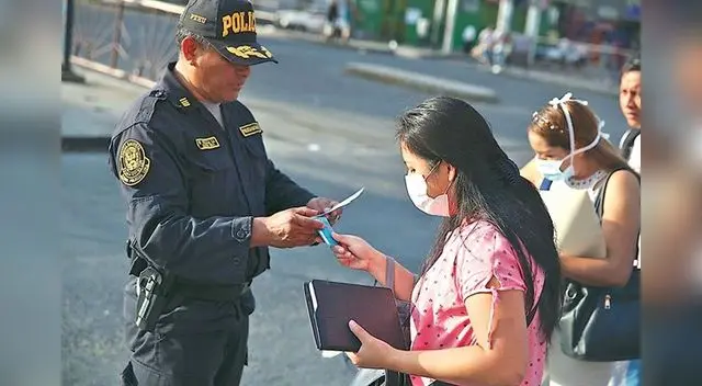 PASE LABORAL: El documento se podrá tramitar desde hoy en la página web de la Policía Nacional o del Gobierno