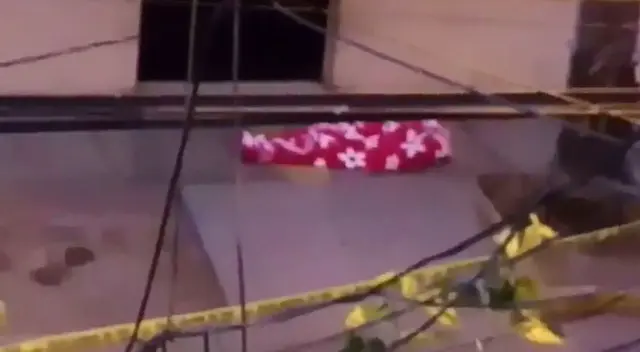 El hombre permaneció tendido en la vereda hasta las 9:00 a.m. El hombre permaneció tendido en la vereda hasta las 9:00 a.m.