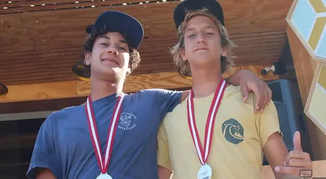 Hermanos Ríos, campeones de surf