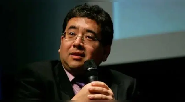 El controlador Nelson Shack visitó el Hospital de Emergencia de Ate para supervisar los implementos de salud para combatir el coronavirus.