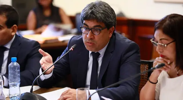 Ministro de Educación aseguró que ningún estudiantes perderá el año escolar.