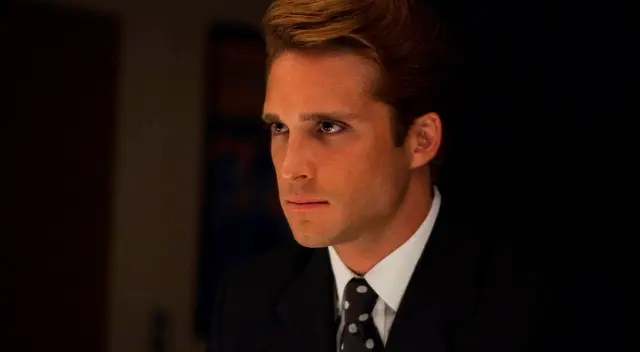 Diego Boneta revela que miembro de “Luis Miguel, la serie” falleció por coronavirus