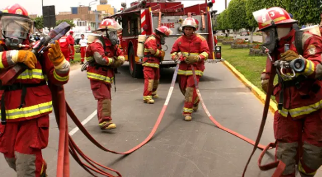 Bomberos necesitan pruebas rápidas para COVID-19. Bomberos necesitan pruebas rápidas para COVID-19.