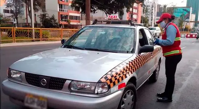 Taxista habría contagiado a toda su familia Taxista habría contagiado a toda su familia