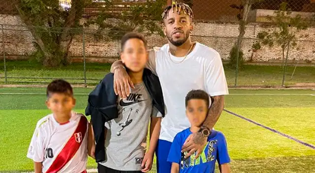 Jefferson Farfán aseguró que extraña a sus hijos en esta cuarentena.