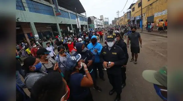 Comerciantes de La Paradita piden recuperar su mercadería que está decomisada. Comerciantes de La Paradita piden recuperar su mercadería que está decomisada.