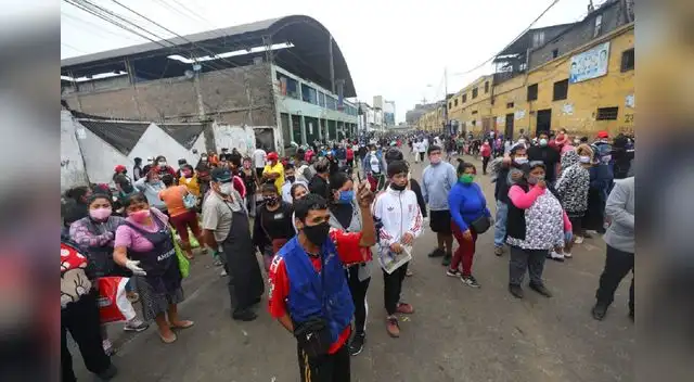 Comerciantes de La Paradita piden recuperar su mercadería que está decomisada. Comerciantes de La Paradita piden recuperar su mercadería que está decomisada.